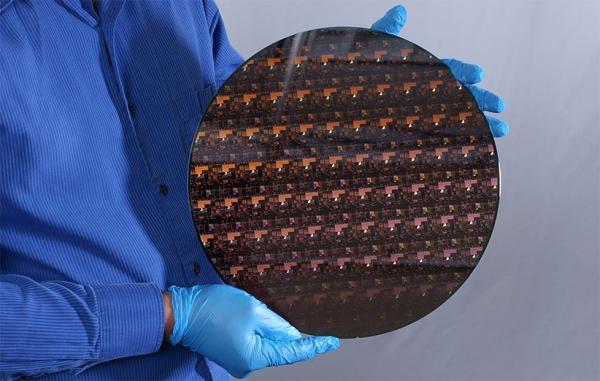 IBM می گوید اولین چیپ 2 نانومتری جهان را ساخته است