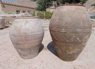کشف دو خمره متعلق به دوران ساسانی در آشتیان