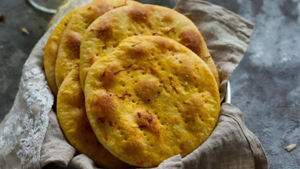 طرز تهیه نان شیرمال بدون خمیر مایه سریع و آسان