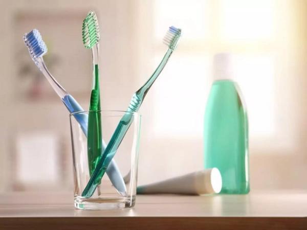 هر چند وقت یک بار باید مسواک را عوض کنیم؟